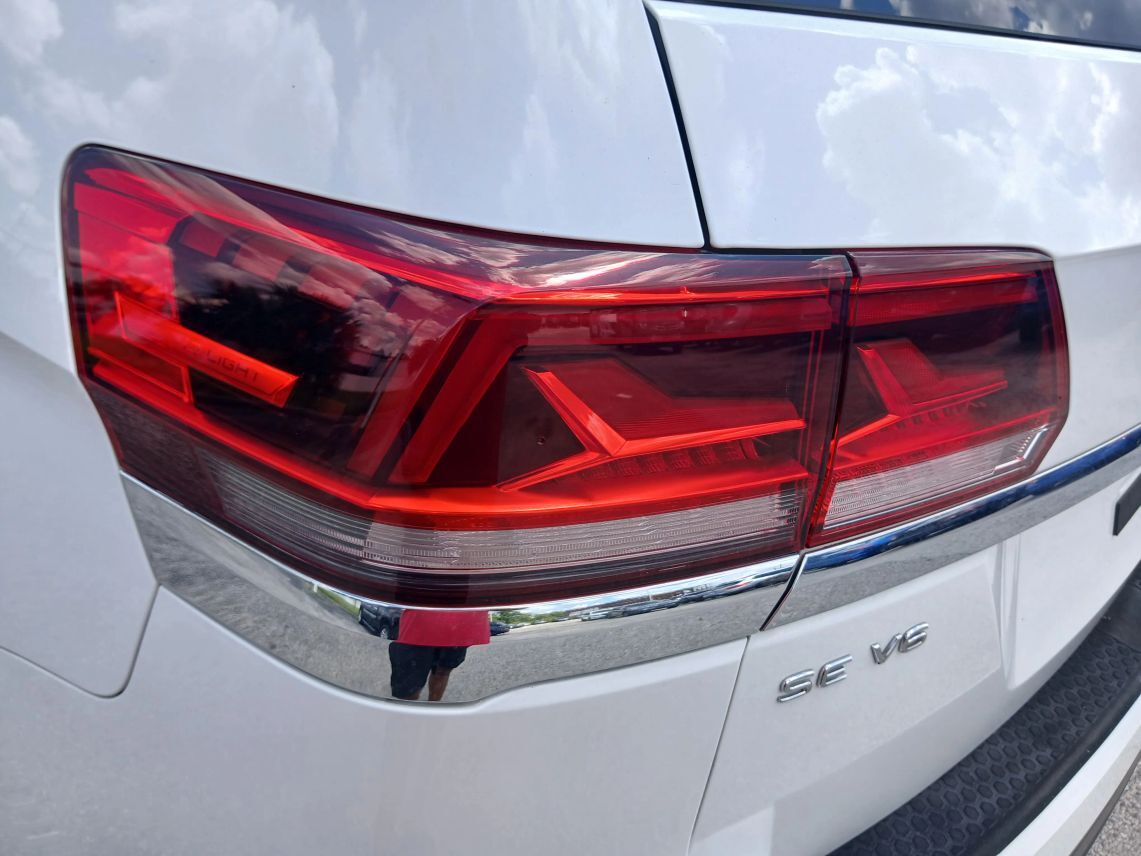 2022 Volkswagen Atlas SE w/Tech Pkg Sport Utility 4D Maitland FL