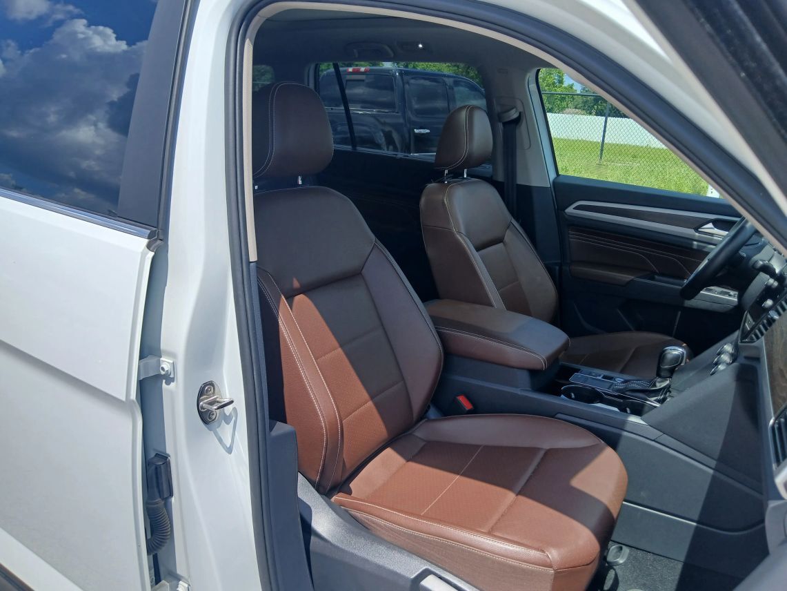 2022 Volkswagen Atlas SE w/Tech Pkg Sport Utility 4D Maitland FL