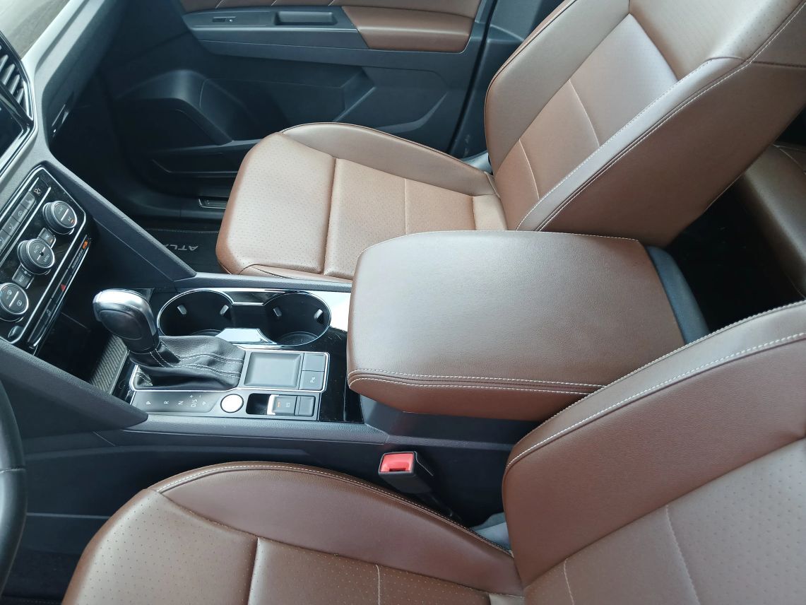 2022 Volkswagen Atlas SE w/Tech Pkg Sport Utility 4D Maitland FL