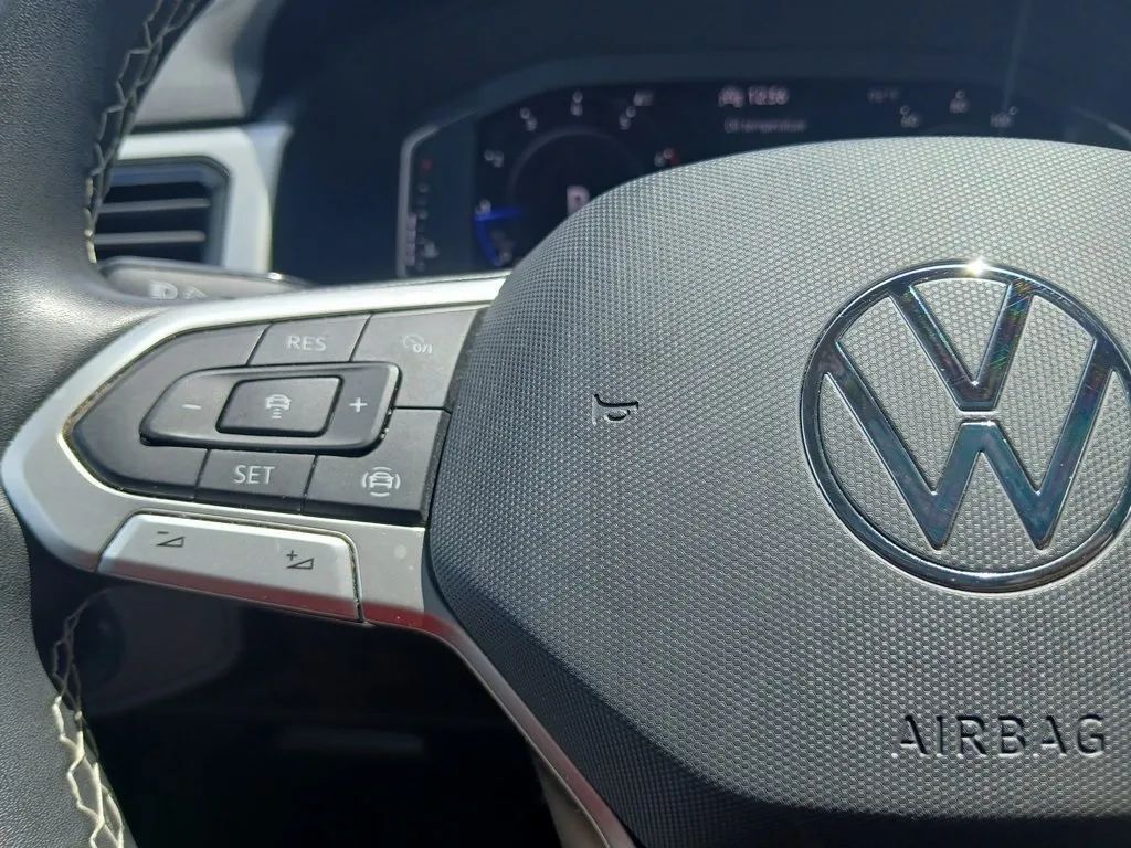 2022 Volkswagen Atlas SE w/Tech Pkg Sport Utility 4D Maitland FL