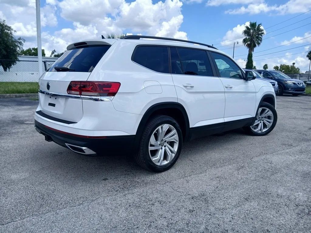 2022 Volkswagen Atlas SE w/Tech Pkg Sport Utility 4D Maitland FL