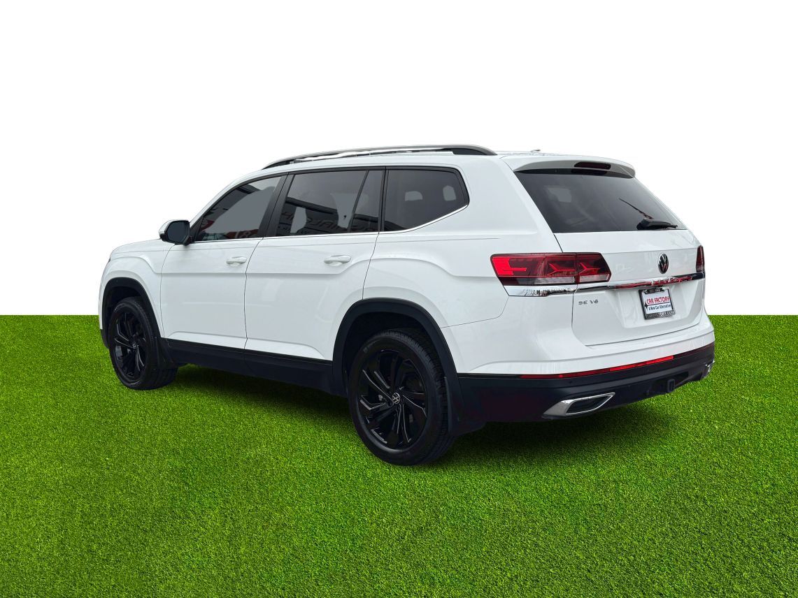 2022 Volkswagen Atlas SE w/Tech Pkg Sport Utility 4D