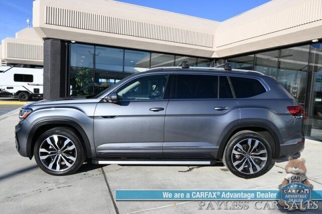 2022 Volkswagen Atlas SEL Premium R-Line / AWD / Heated & Cooled Leather Seats / Heated Steering Wheel / Sunroof / NAV / Adaptive Cruise / Lane Depart & Blind Spot Alert / Rear Captain Chairs / 3rd Row / Luggage Rack / Tow Pkg