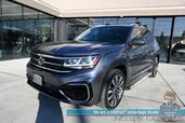 2022 Volkswagen Atlas SEL Premium R-Line / AWD / Heated & Cooled Leather Seats / Heated Steering Wheel / Sunroof / NAV / Adaptive Cruise / Lane Depart & Blind Spot Alert / Rear Captain Chairs / 3rd Row / Luggage Rack / Tow Pkg