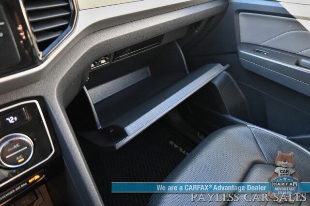 2022 Volkswagen Atlas SEL Premium R-Line / AWD / Heated & Cooled Leather Seats / Heated Steering Wheel / Sunroof / NAV / Adaptive Cruise / Lane Depart & Blind Spot Alert / Rear Captain Chairs / 3rd Row / Seats 6 / Luggage Rack / Tow Pkg Anchorage AK