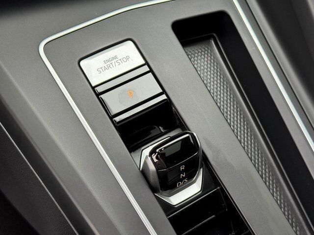 2022 Volkswagen Golf R 2.0T Springfield VA