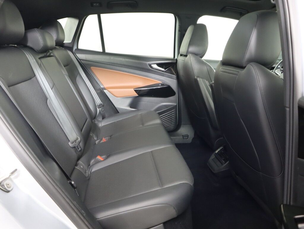 2022 Volkswagen ID.4 Pro S AWD Maumee OH