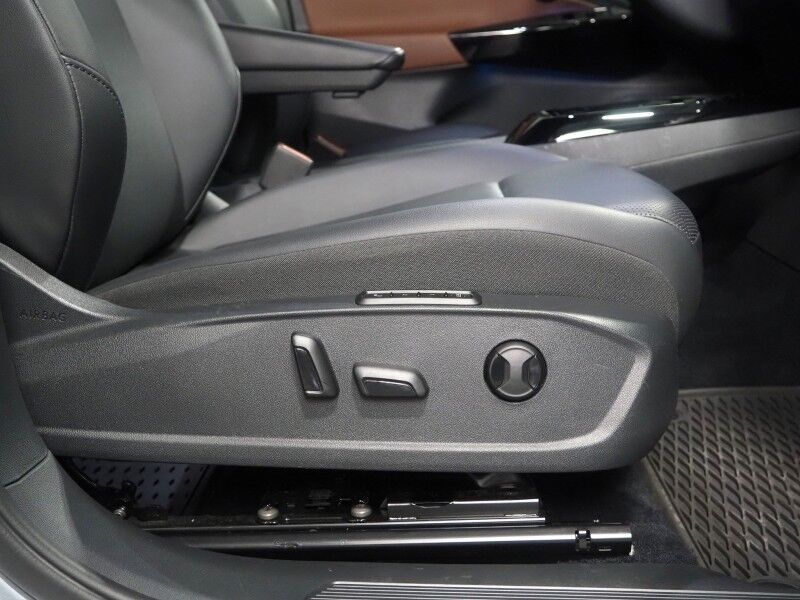 2022 Volkswagen ID.4 Pro S *PANORAMA GLASS ROOF, NAVIGATION, DIGITAL COCKPIT, ADAPTIVE CRUISE, SAFETY ALERTS, BACKUP-CAMERA, HEATED SEATS/STEERING, POWER LIFTGATE, WIRELESS CHARGING, ANDROID & APPLE Round Rock TX