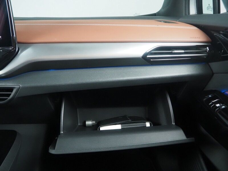2022 Volkswagen ID.4 Pro S *PANORAMA GLASS ROOF, NAVIGATION, DIGITAL COCKPIT, ADAPTIVE CRUISE, SAFETY ALERTS, BACKUP-CAMERA, HEATED SEATS/STEERING, POWER LIFTGATE, WIRELESS CHARGING, ANDROID & APPLE Round Rock TX