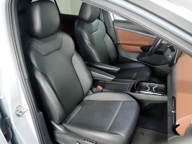 2022 Volkswagen ID.4 Pro S *PANORAMA GLASS ROOF, NAVIGATION, DIGITAL COCKPIT, ADAPTIVE CRUISE, SAFETY ALERTS, BACKUP-CAMERA, HEATED SEATS/STEERING, POWER LIFTGATE, WIRELESS CHARGING, ANDROID & APPLE Round Rock TX