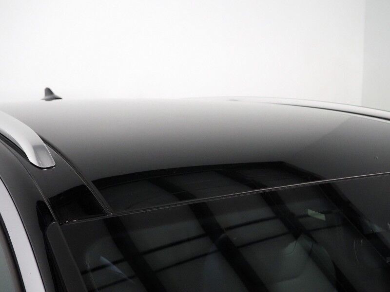 2022 Volkswagen ID.4 Pro S *PANORAMA GLASS ROOF, NAVIGATION, DIGITAL COCKPIT, SAFETY ALERTS, ADAPTIVE CRUISE, BACKUP-CAMERA, HEATED SEATS/STEERING, POWER LIFTGATE, WIRELESS CHARGING, ANDROID & APPLE Round Rock TX