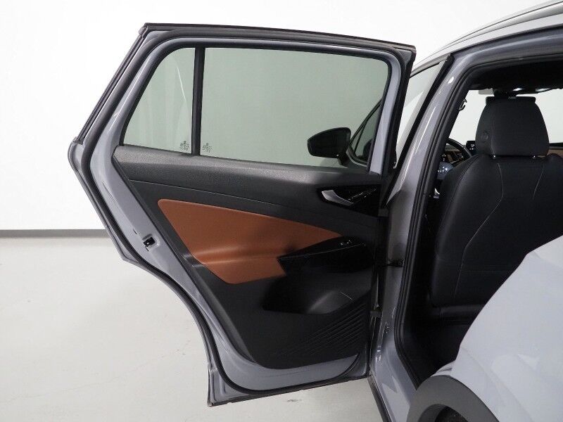 2022 Volkswagen ID.4 Pro S *PANORAMA GLASS ROOF, NAVIGATION, DIGITAL COCKPIT, SAFETY ALERTS, ADAPTIVE CRUISE, BACKUP-CAMERA, HEATED SEATS/STEERING, POWER LIFTGATE, WIRELESS CHARGING, ANDROID & APPLE Round Rock TX