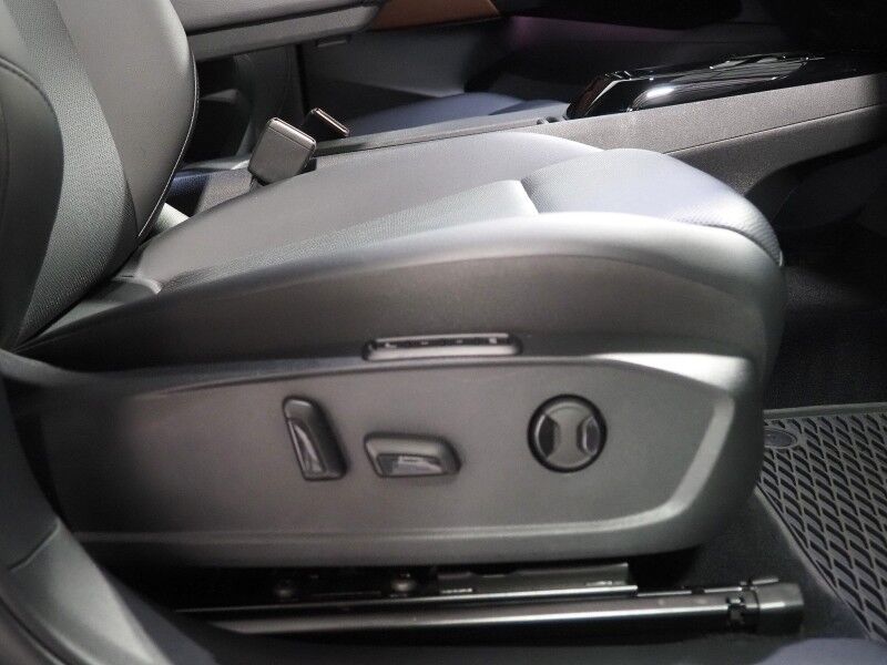 2022 Volkswagen ID.4 Pro S *PANORAMA GLASS ROOF, NAVIGATION, DIGITAL COCKPIT, SAFETY ALERTS, ADAPTIVE CRUISE, BACKUP-CAMERA, HEATED SEATS/STEERING, POWER LIFTGATE, WIRELESS CHARGING, ANDROID & APPLE Round Rock TX