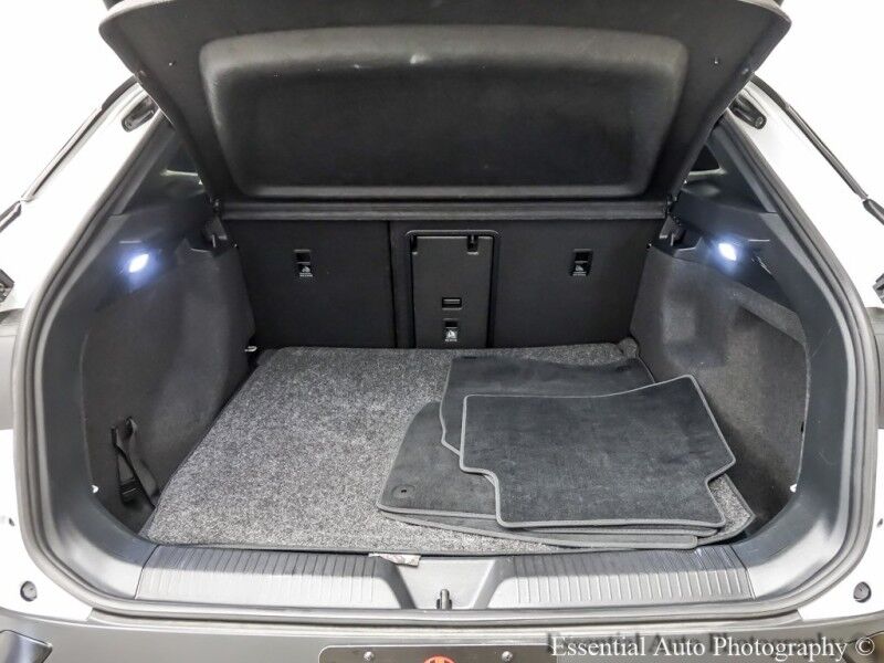 2022 Volkswagen ID.4 Pro S PRICE INCLUDES $4000 IRS TAX CREDIT!! YOU MUST QUALIFY!! Willowbrook IL