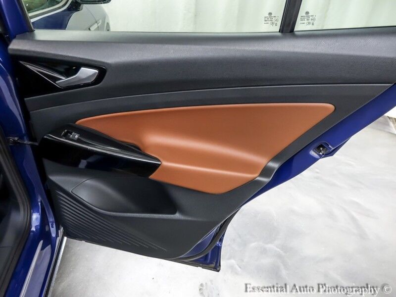 2022 Volkswagen ID.4 Pro S PRICE INCLUDES $4000 IRS TAX CREDIT!! YOU MUST QUALIFY!! Willowbrook IL
