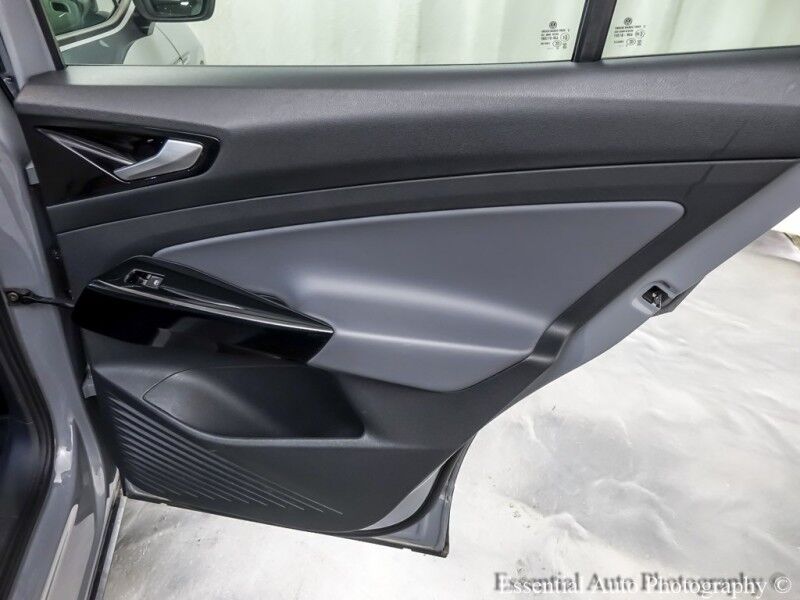 2022 Volkswagen ID.4 Pro S PRICE INCLUDES $4000 IRS TAX CREDIT!! YOU MUST QUALIFY! Willowbrook IL