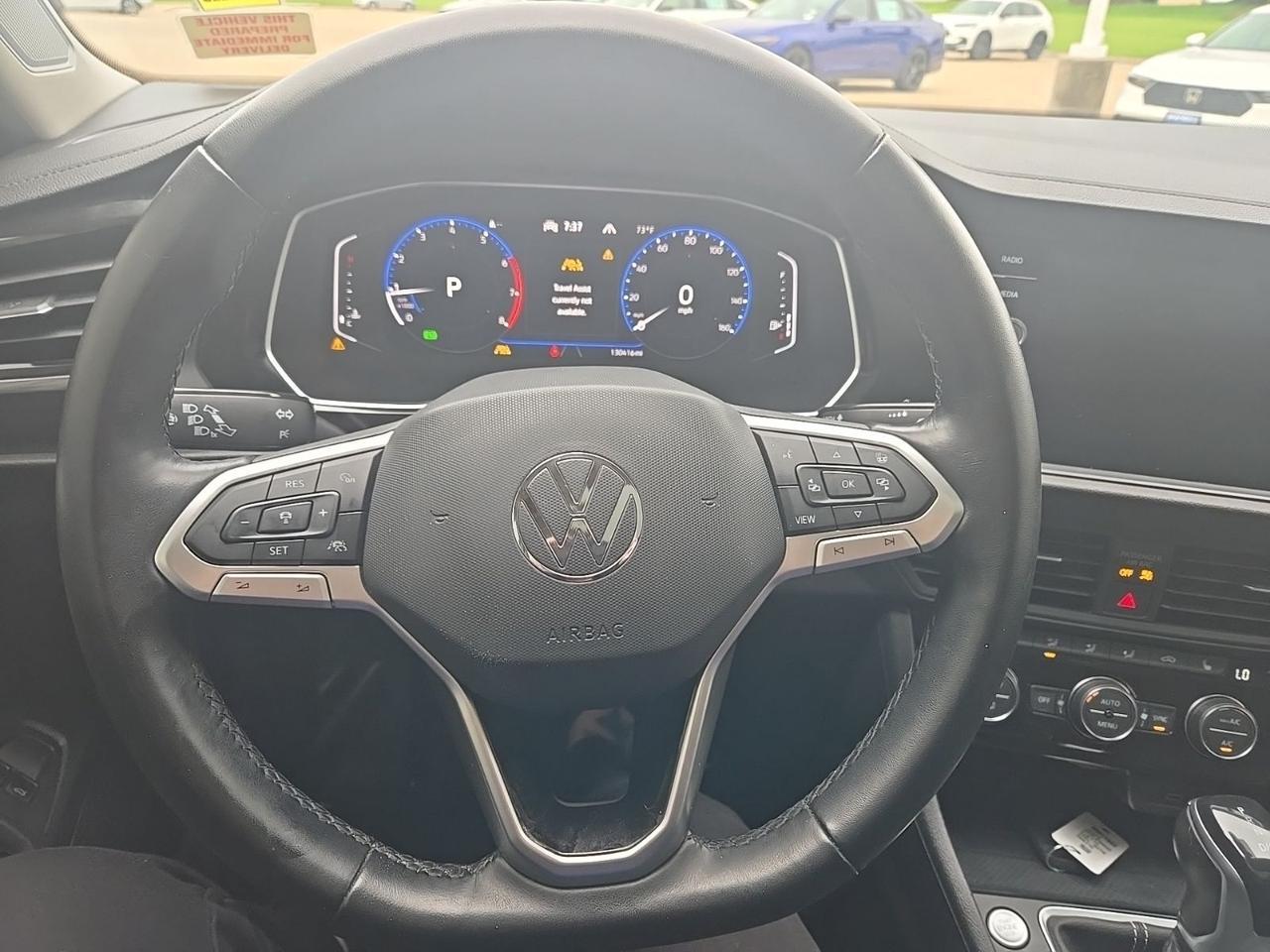 2022 Volkswagen Jetta 1.5T SEL West Burlington IA