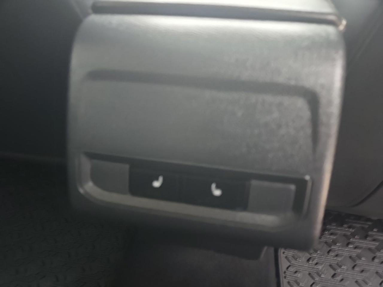 2022 Volkswagen Jetta 1.5T SEL West Burlington IA