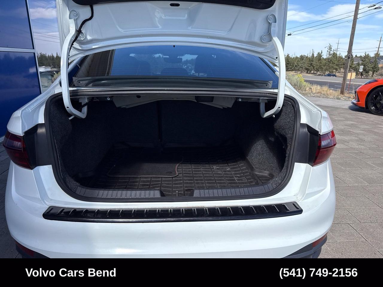 2022 Volkswagen Jetta GLI 2.0T Autobahn Bend OR