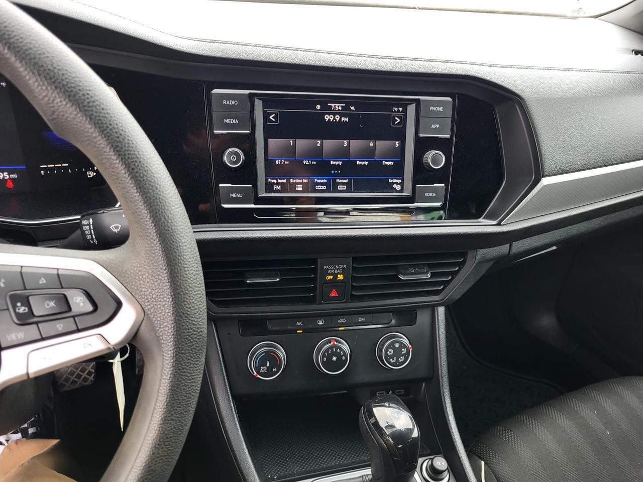 2022 Volkswagen Jetta Sport Auto Beeville TX