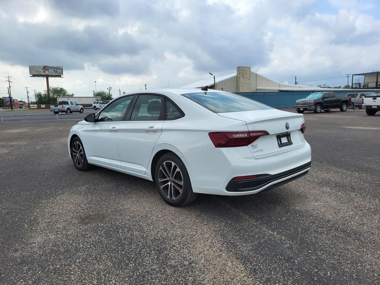 2022 Volkswagen Jetta Sport Auto Beeville TX