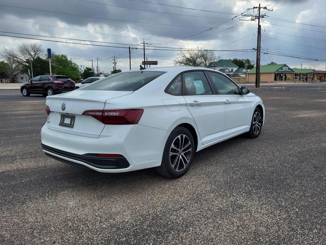 2022 Volkswagen Jetta Sport Auto