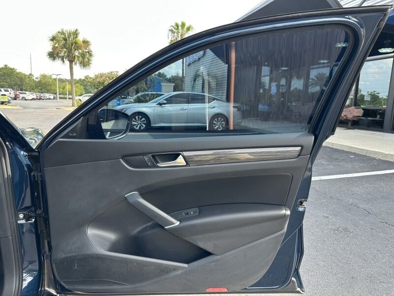 2022 Volkswagen Passat 2.0T R-Line Jacksonville FL