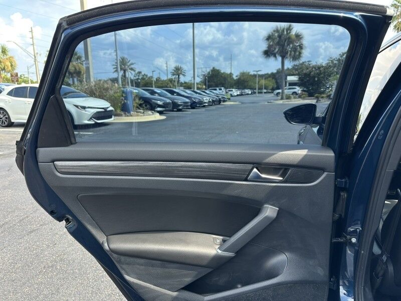 2022 Volkswagen Passat 2.0T R-Line Jacksonville FL