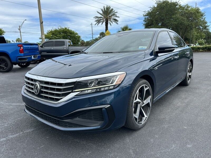 2022 Volkswagen Passat 2.0T R-Line