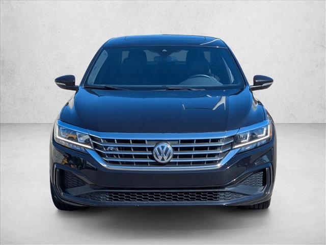 2022 Volkswagen Passat 2.0T R-Line