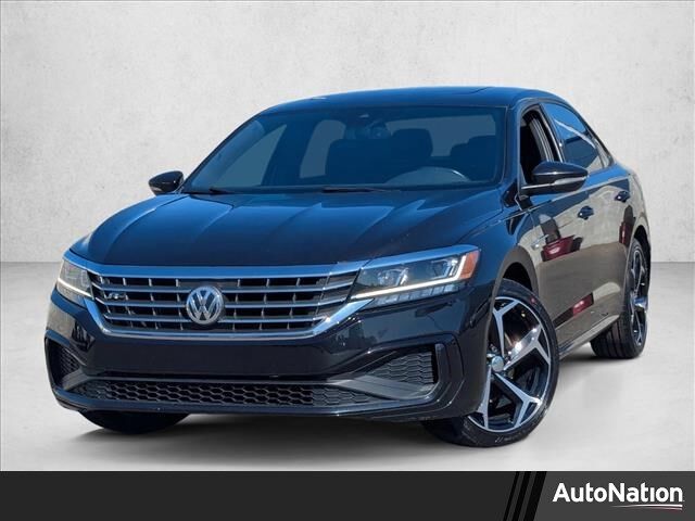 2022 Volkswagen Passat 2.0T R-Line