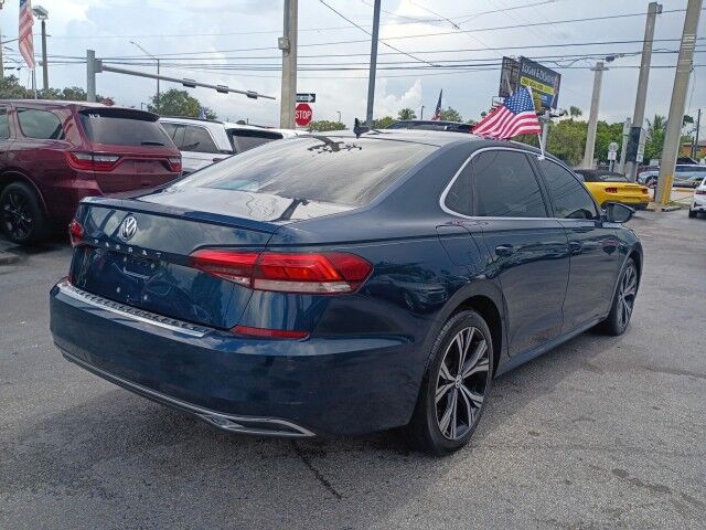 2022 Volkswagen Passat 2.0T SE Davie FL