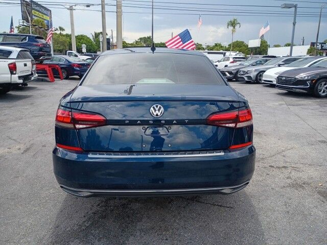 2022 Volkswagen Passat 2.0T SE Davie FL