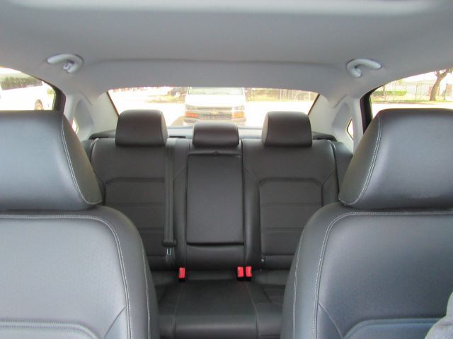 2022 Volkswagen Passat 2.0T SE Plano TX