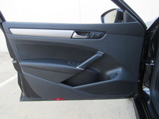 2022 Volkswagen Passat 2.0T SE Plano TX