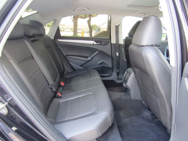 2022 Volkswagen Passat 2.0T SE Plano TX
