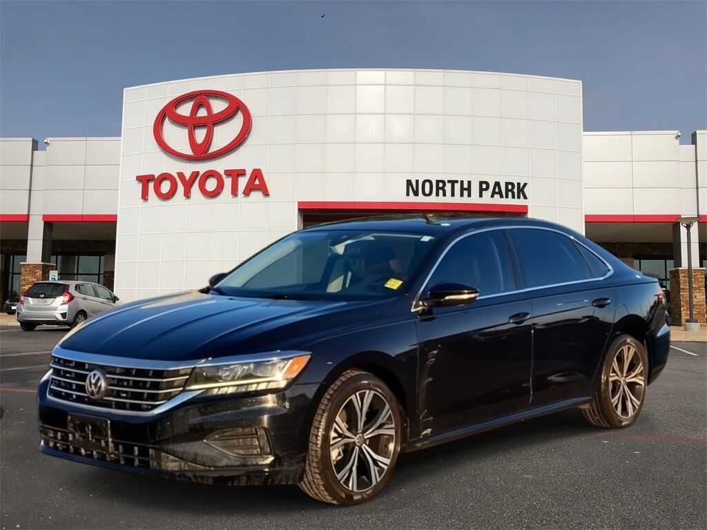 2022 Volkswagen Passat 2.0T SE