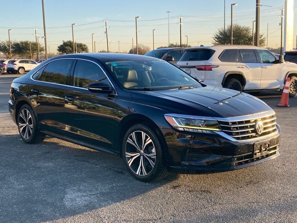 2022 Volkswagen Passat 2.0T SE