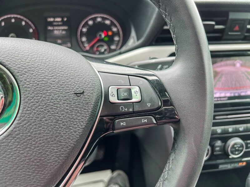 2022 Volkswagen Passat 2.0T SE Wilmington NC
