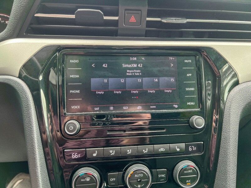2022 Volkswagen Passat 2.0T SE Wilmington NC
