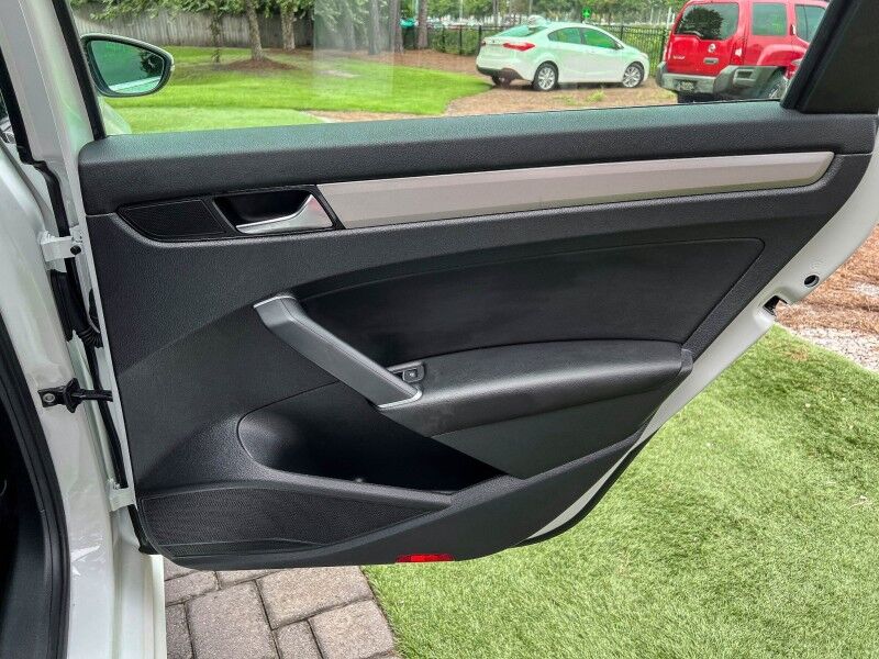 2022 Volkswagen Passat 2.0T SE Wilmington NC