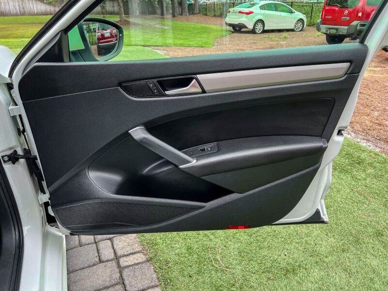2022 Volkswagen Passat 2.0T SE Wilmington NC