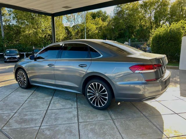 2022 Volkswagen Passat Highline 45,352 mi.