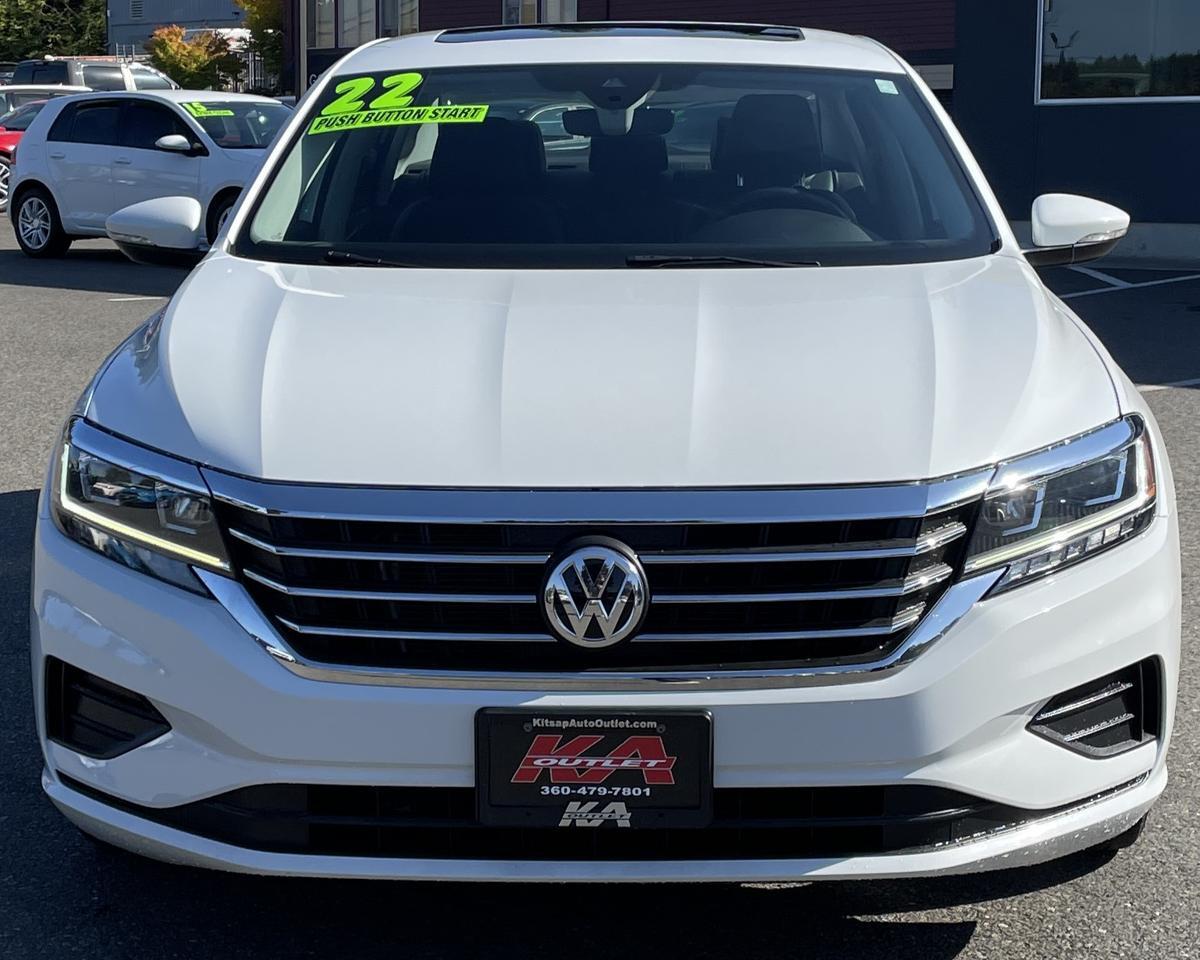 2022 Volkswagen Passat SE Sedan 4D