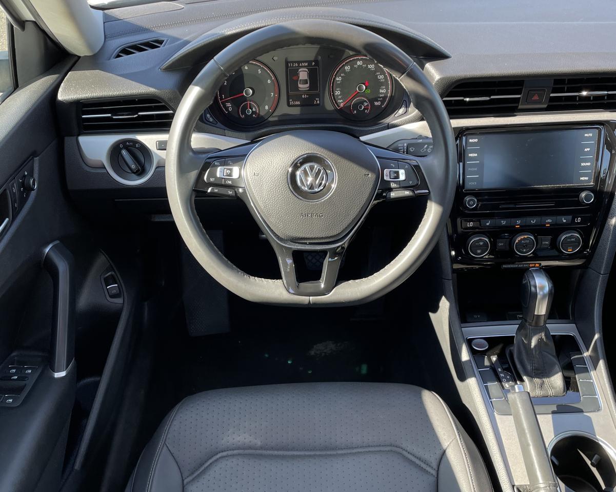 2022 Volkswagen Passat SE Sedan 4D Port Orchard WA