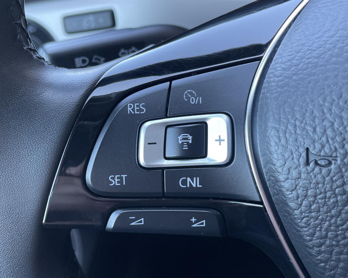 2022 Volkswagen Passat SE Sedan 4D Port Orchard WA