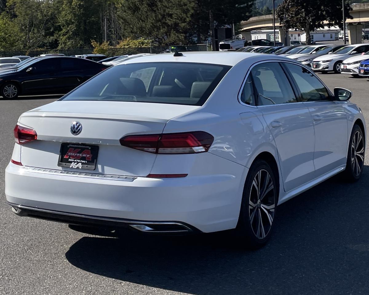 2022 Volkswagen Passat SE Sedan 4D Port Orchard WA
