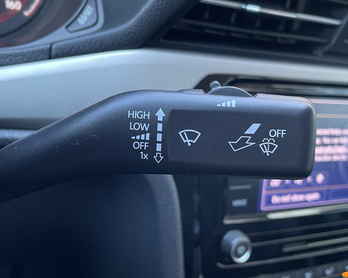 2022 Volkswagen Passat SE Sedan 4D Port Orchard WA