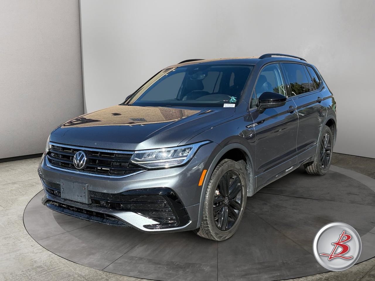 2022 Volkswagen TIGUAN SE R-Line Black