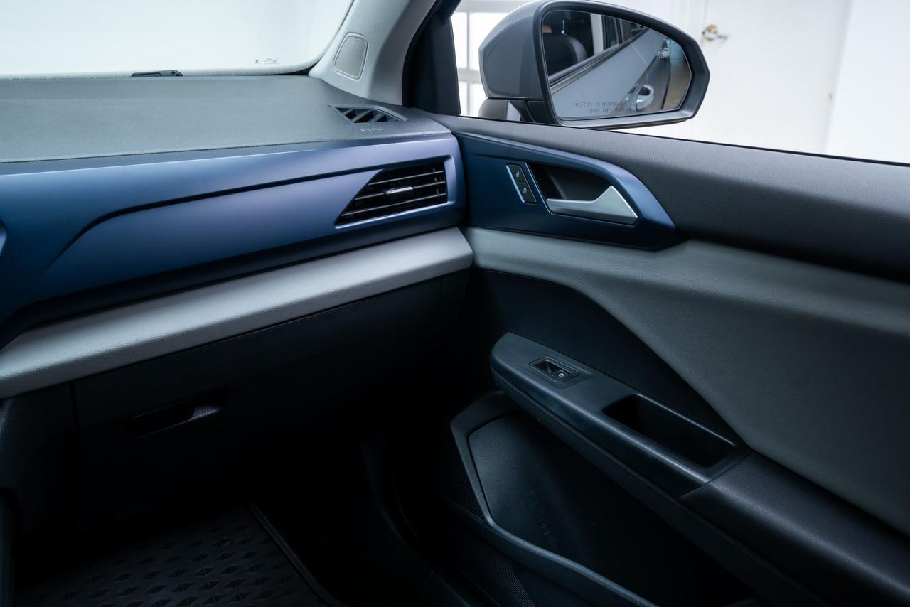 2022 Volkswagen Taos 1.5T SE AWD IQ.DRIVE SE Package Panoramic Sunroof Portland OR
